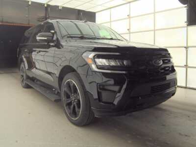 2022 Ford Expedition Max, $51179. Photo 2