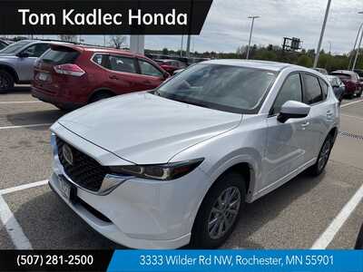 2024 Mazda CX-5, $28049. Photo 1
