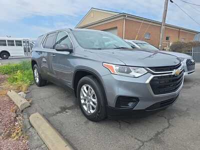 2021 Chevrolet Traverse, $26149. Photo 2