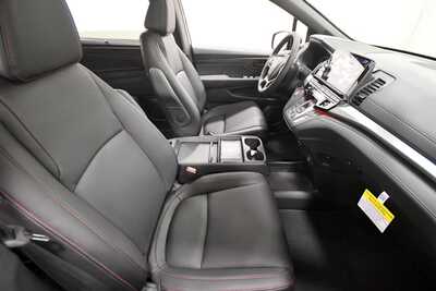 2026 Honda Odyssey, $43446. Photo 12