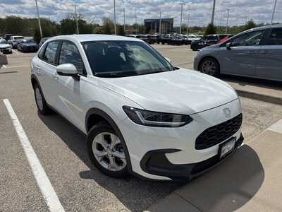2024 Honda HR-V, $26049. Photo 2