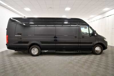 2021 Mercedes-Benz Sprinter, $128849. Photo 11