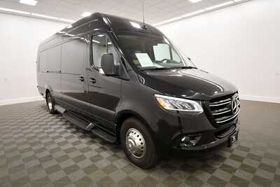 2021 Mercedes-Benz Sprinter, $128849. Photo 12