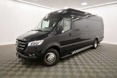 2021 Mercedes-Benz Sprinter, $128849. Photo 2