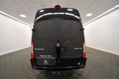 2021 Mercedes-Benz Sprinter, $128849. Photo 7