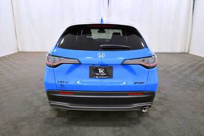 2027 Honda HR-V, $31337. Photo 6