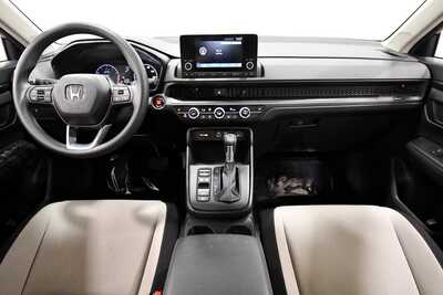 2023 Honda CR-V, $30099. Photo 3