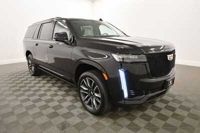 2024 Cadillac Escalade ESV, $90349. Photo 11