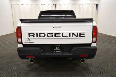 2025 Honda Ridgeline, $41849. Photo 6