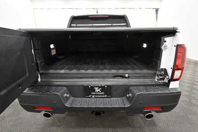 2025 Honda Ridgeline, $41849. Photo 7