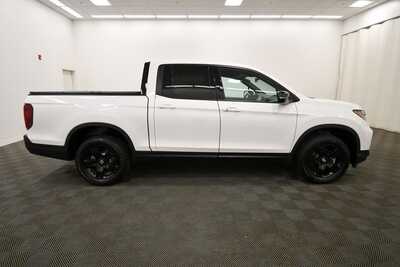 2025 Honda Ridgeline, $41849. Photo 9