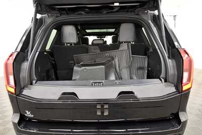 2025 Ford Expedition, $70849. Photo 7