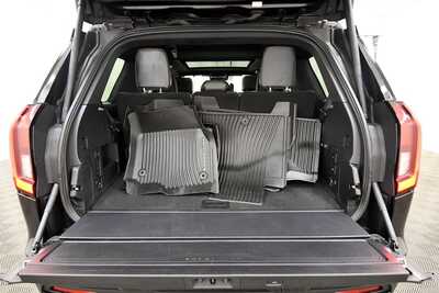 2025 Ford Expedition, $70849. Photo 8