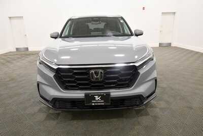 2025 Honda CR-V, $28349. Photo 11