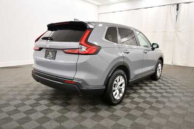 2025 Honda CR-V, $28349. Photo 8