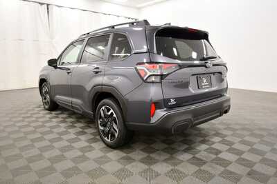 2025 Subaru Forester, $39345. Photo 5