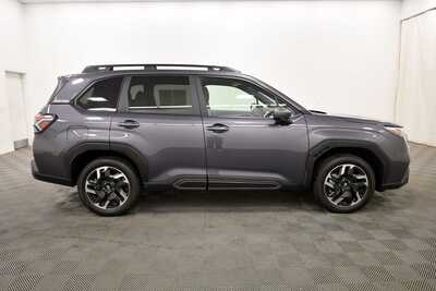 2025 Subaru Forester, $39345. Photo 9