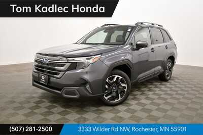 2025 Subaru Forester, $39345. Photo 1