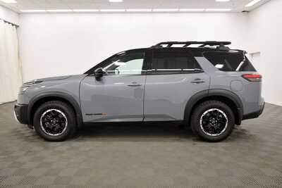 2025 Nissan Pathfinder, $40345. Photo 4