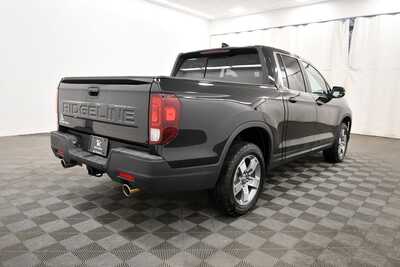 2025 Honda Ridgeline, $37349. Photo 7