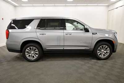 2024 GMC Yukon, $71349. Photo 9