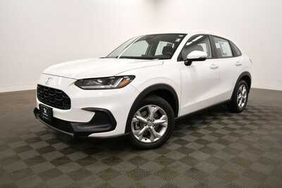 2024 Honda HR-V, $26049. Photo 2