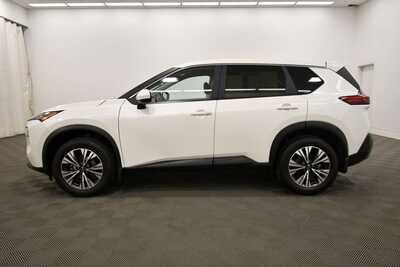 2023 Nissan Rogue, $25749. Photo 4