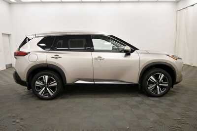 2023 Nissan Rogue, $29949. Photo 9