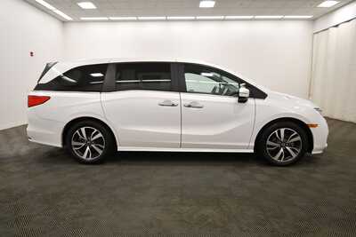 2023 Honda Odyssey, $39349. Photo 9