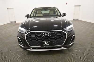 2023 Audi Q5, $31849. Photo 11