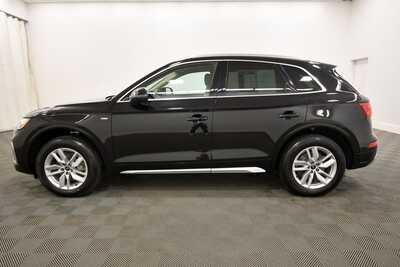 2023 Audi Q5, $31849. Photo 4