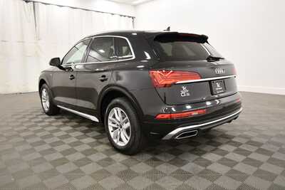 2023 Audi Q5, $31849. Photo 5