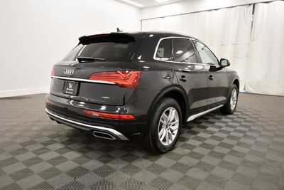 2023 Audi Q5, $31849. Photo 8
