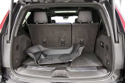 2022 Cadillac Escalade, $66849. Photo 7