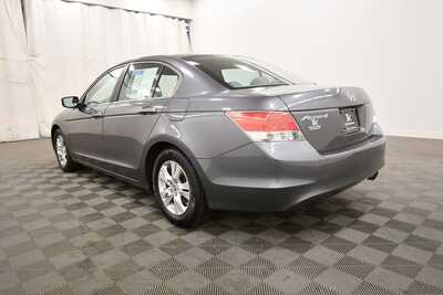 2010 Honda Accord, $9845. Photo 5