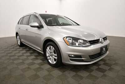 2015 Volkswagen Golf, $10349. Photo 10