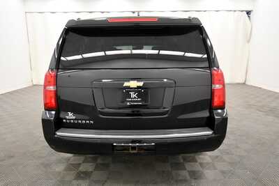 2016 Chevrolet Suburban, $17149. Photo 3