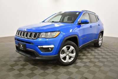 2018 Jeep Compass, $13349. Photo 2