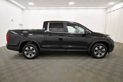 2018 Honda Ridgeline, $20349. Photo 8