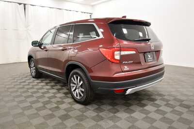 2019 Honda Pilot, $23849. Photo 5