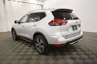 2019 Nissan Rogue, $18849. Photo 5