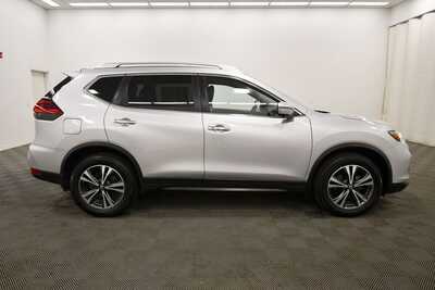 2019 Nissan Rogue, $18849. Photo 9