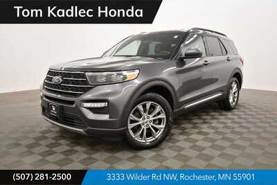 2020 Ford Explorer, $21845. Photo 1