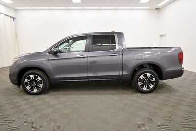 2020 Honda Ridgeline, $21849. Photo 4