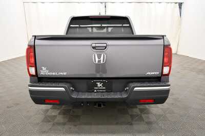2020 Honda Ridgeline, $21849. Photo 6