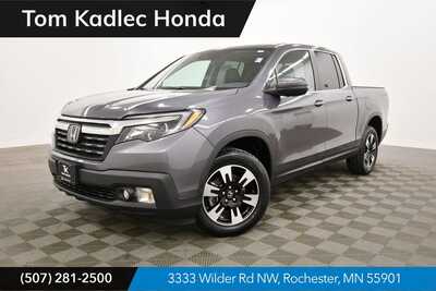 2020 Honda Ridgeline, $21849. Photo 1