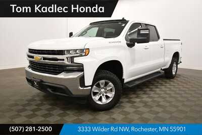 2020 Chevrolet 1500 Crew Cab, $28349. Photo 1