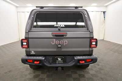 2021 Jeep Gladiator, $29349. Photo 6