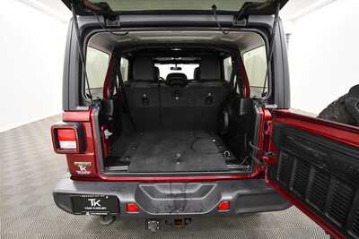 2021 Jeep Wrangler Unlimited, $35345. Photo 7