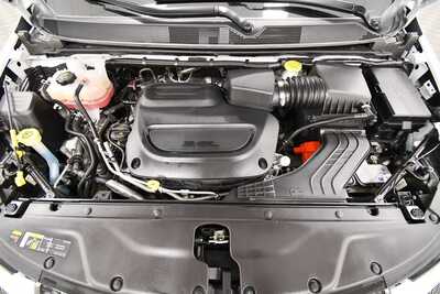 2025 Chrysler Pacifica, $30849. Photo 12